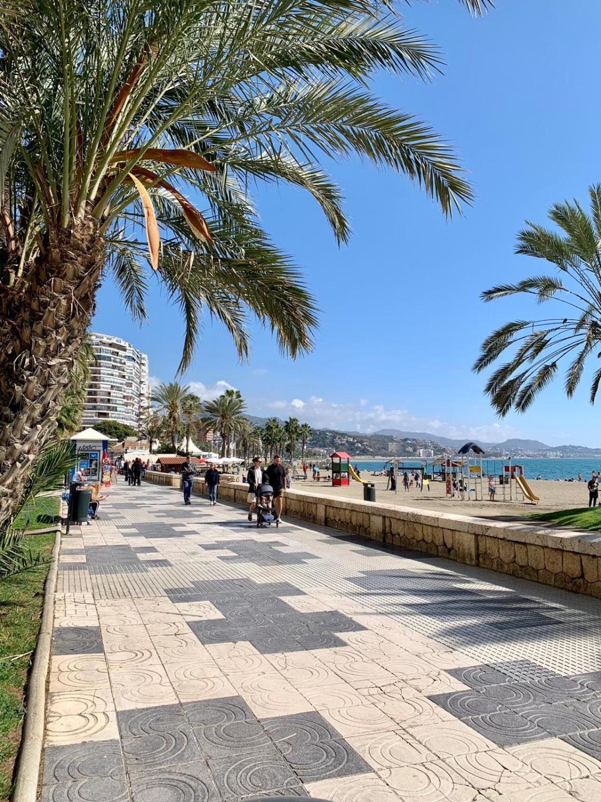 Estudio En Playa La Malagueta Málaga Exterior foto